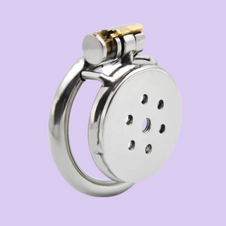 The Flat Gatling from House Of Chastity, it is shown here fully assembled with the cage, base ring and integral lock fixed in place.